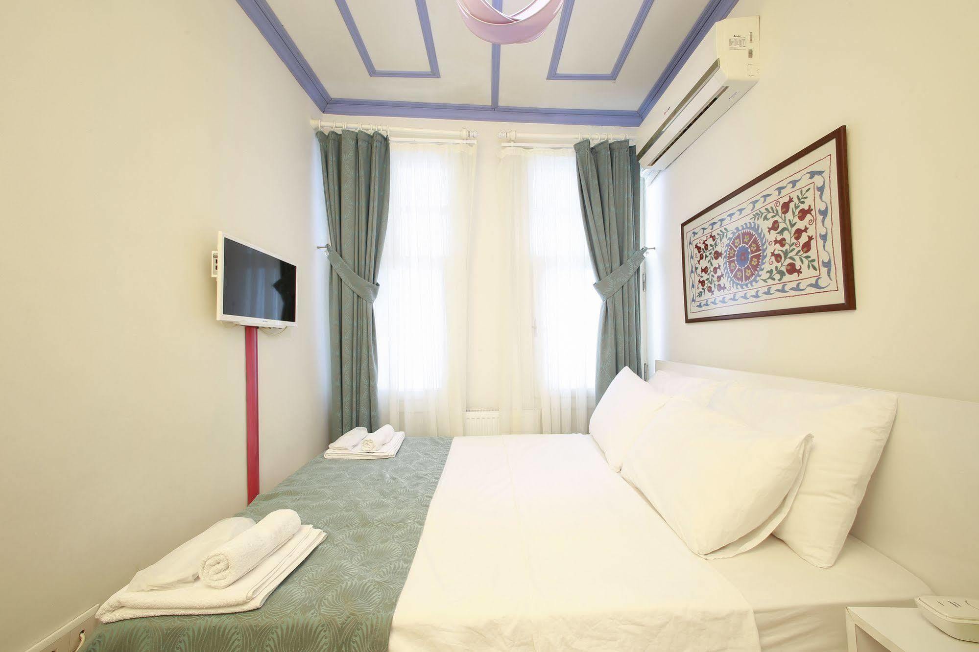 Lale Inn Ortakoey Istanbul Ngoại thất bức ảnh