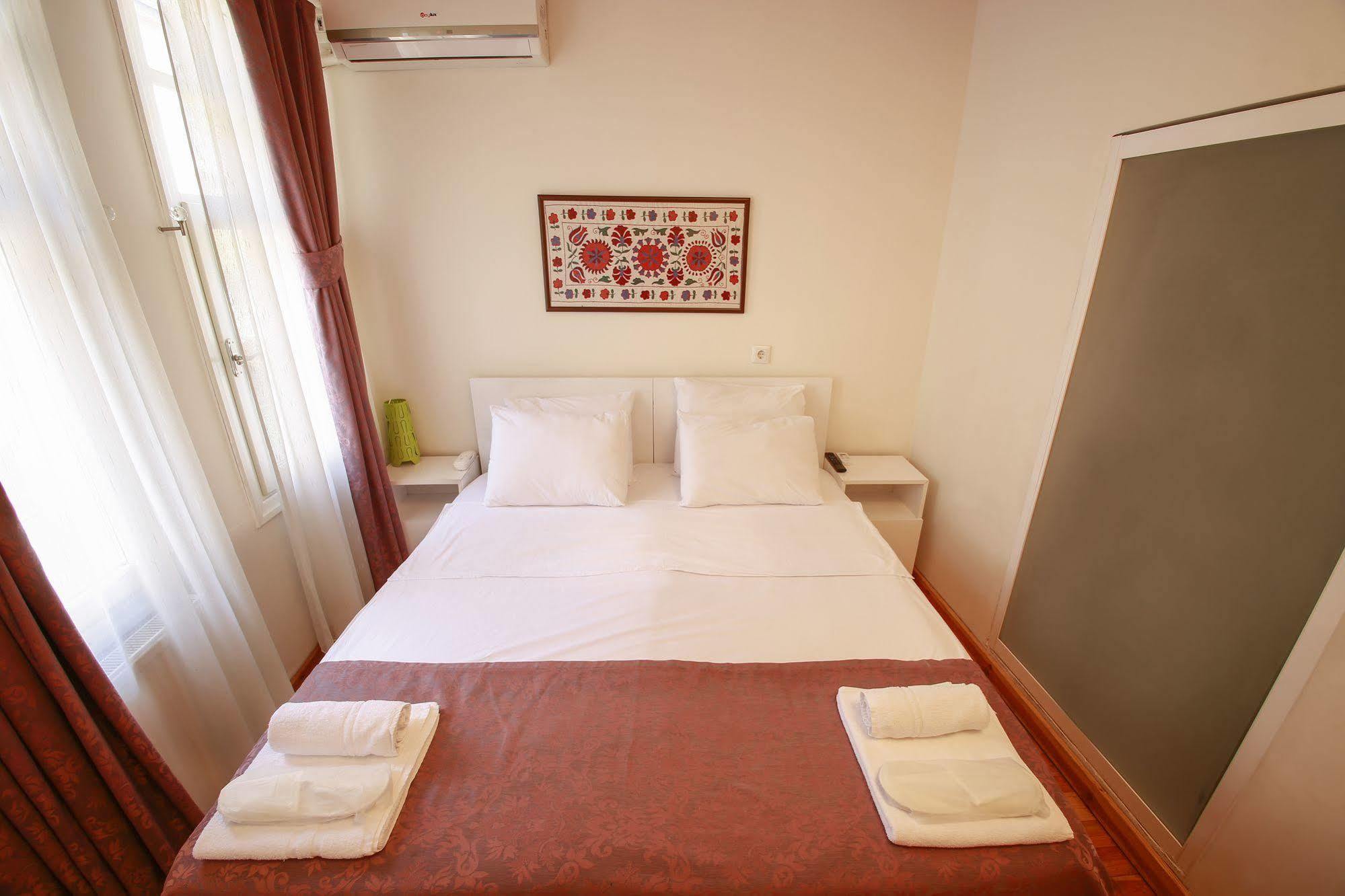 Lale Inn Ortakoey Istanbul Ngoại thất bức ảnh